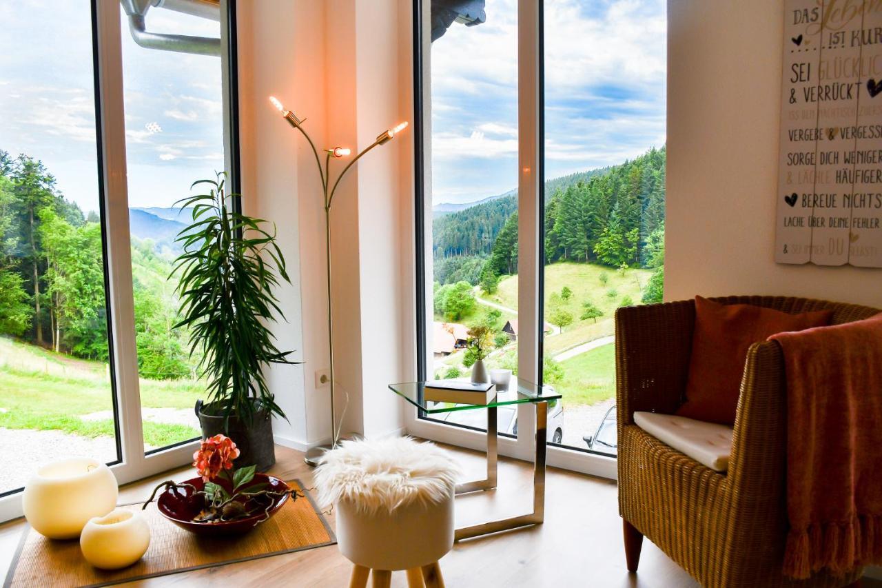 האוסאך Ferienhaus Wendelinus Mit Pool & Sauna מראה חיצוני תמונה